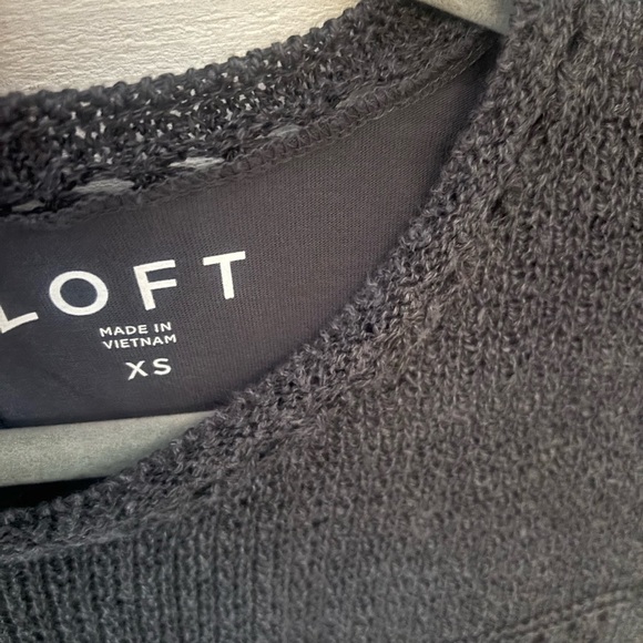 LOFT Ann Taylor Dark Gray Knit Top in XS - Picture 5 of 10